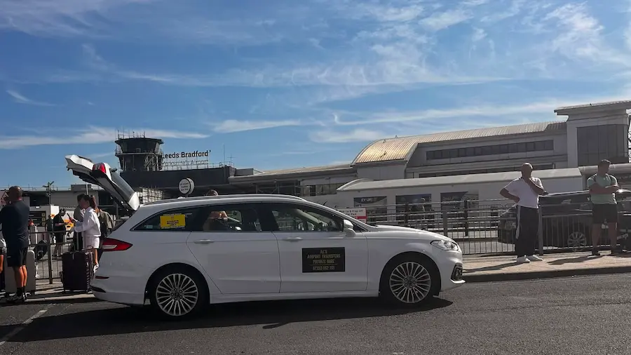 Alan's Airport Transport vehicle